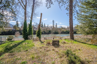 1455 SE Rogue Dr, Grants Pass, OR 97526 - photo 4