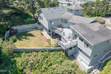 565 SW 10th St, Newport