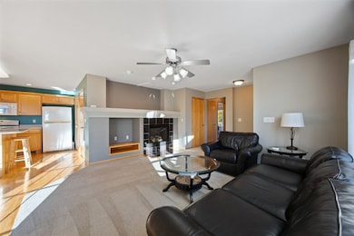 3510 Pioneer Ave SE, Cedar Rapids, IA 52403 - photo 5