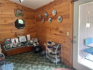 8868 Pardee Hollow Rd, Wayland, NY 14572 - photo 3