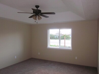 8373 Kyra Ln, White City, OR 97503 - photo 5