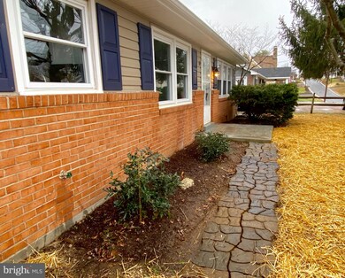 6 W 18th St, Front Royal, VA 22630 - photo 3