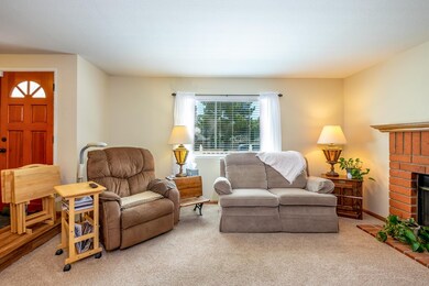 4400 Silverado Ct, Rosamond, CA 93560 - photo 5