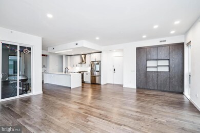 Otto on the Park unit PH1, Philadelphia, PA 19121 - photo 3