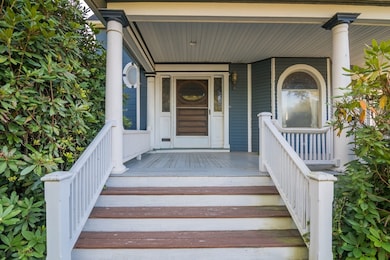 108 College St, South Hadley, MA 01075 - photo 3