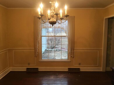 Formal Dining