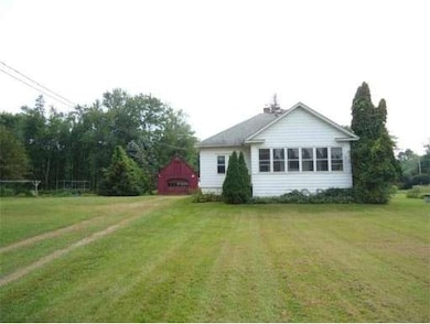 114 Christian Ln, South Deerfield, MA 01373 - photo 2