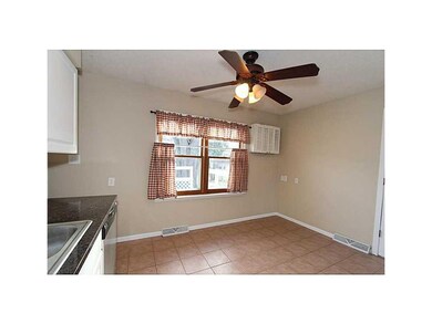 925 Valleyview Dr, Marion, IA 52302 - photo 5