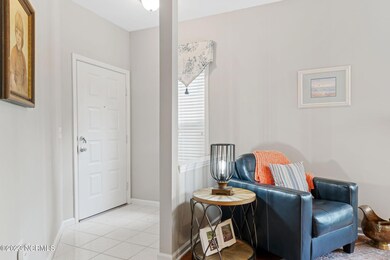 4-web-or-mls-3910 River Front Place #103