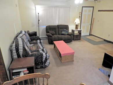 230 Hawthorn Ln, Kunkletown, PA 18058 - photo 2