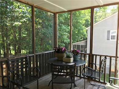 19 Sweetbriar Ct, Asheville, NC 28803 - photo 2