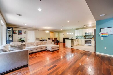 650 2nd St unit 2D, Hoboken, NJ 07030 - photo 4