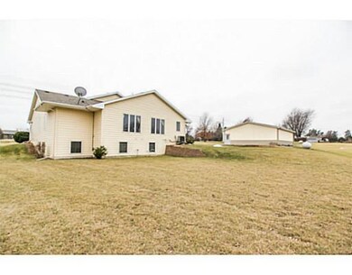 9430 SE 6th Ave, Runnells, IA 50237 - photo 7