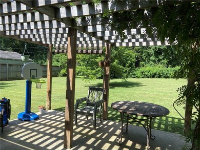 863 S Wood Ave, Fayetteville, AR 72701 - photo 2