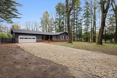 13663 Wallenberg Ln, Harbert, MI 49115 - photo 2