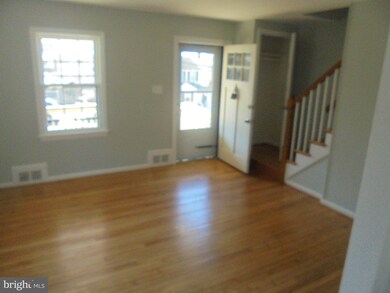 unlisted-address, Alexandria, VA 22303 - photo 6