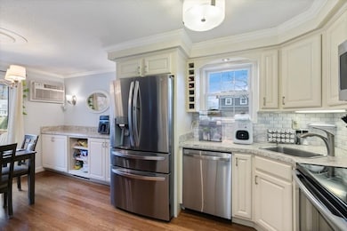 193 Fieldstone Dr unit 193, Londonderry, NH 03053 - photo 5