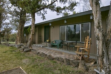 22960 Donna Ln, Bend, OR 97701 - photo 2