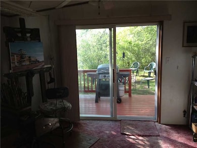 Studio/Study/Office.