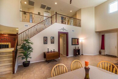 005_FORMAL LIVING AREA