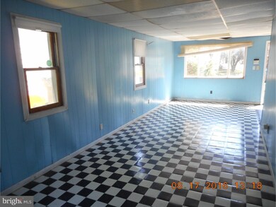 733 Woodtop Rd, Wilmington, DE 19804 - photo 3