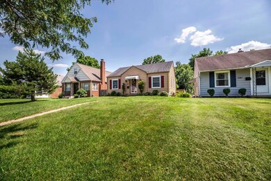 521 E Beechwood Blvd