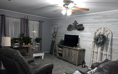 1010 Tacoma St, Carpentersville, IL 60110 - photo 4