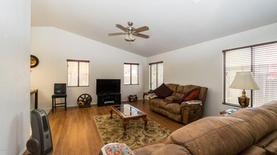 1079 W Rosal Ave-4