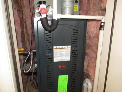 Utility room with heating unit