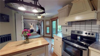 5013 Summit St, Shawnee, KS 66216 - photo 4