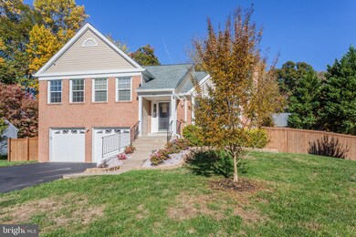 9010 Triple Ridge Rd, Fairfax Station, VA 22039 - photo 3