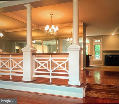 2186 Wolftrap Ct, Vienna, VA 22182 - photo 3