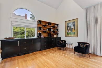 511 Boylston St unit 511, Brookline, MA 02445 - photo 5