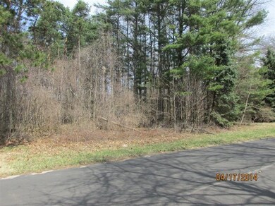 9 Hemlock Dr, Michigan City, IN 46360 - photo 2