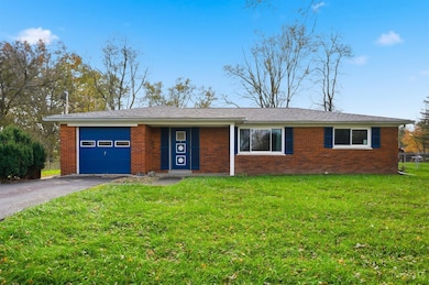 479 Gennie Ln, Cincinnati, OH 45244 - photo 2