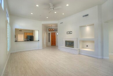 Living & Kitchen