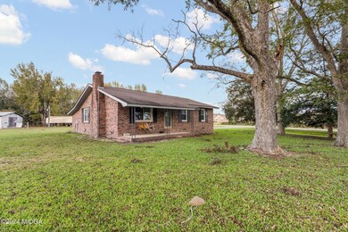 3_241113_104_lucas_cochran_0099