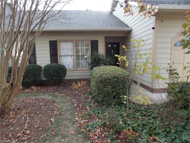 5021 Heathridge Terrace, Greensboro, NC 27410 - photo 2