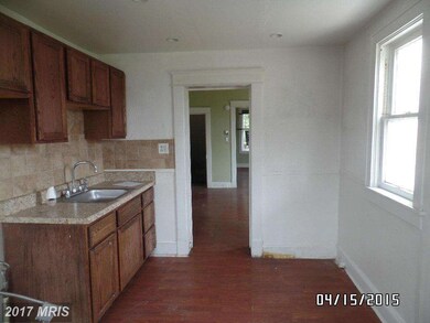 125 S Kossuth St, Baltimore, MD 21229 - photo 6
