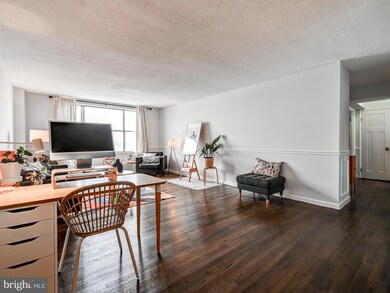 St. Paul at Chase Condominiums unit 1809, Baltimore, MD 21202 - photo 5
