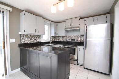 53 Profile Cir, Nashua, NH 03063 - photo 2