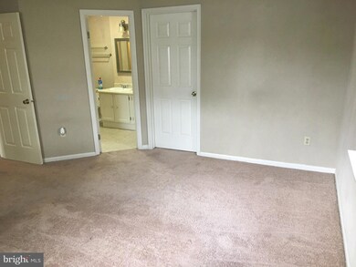 809 B Stratford Way unit 1400B, Frederick, MD 21701 - photo 4