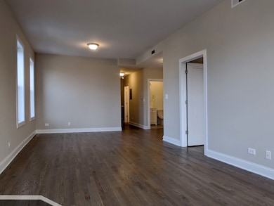 3401 W Fullerton Ave unit 2, Chicago, IL 60647 - photo 4