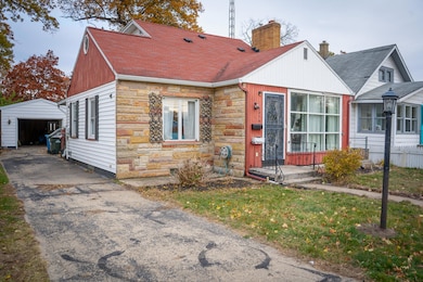 2074 Sherman Listing Photos11