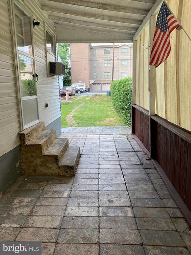 19 N 2nd St, Lemoyne, PA 17043 - photo 2