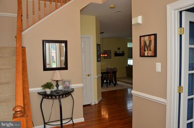 19239 Sharon Dr, Hagerstown, MD 21742 - photo 4