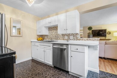 7 Austin Ct unit B, Saugus, MA 01906 - photo 5