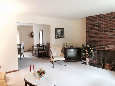 3769 Ridgewood Dr, Hilliard, OH 43026 - photo 4