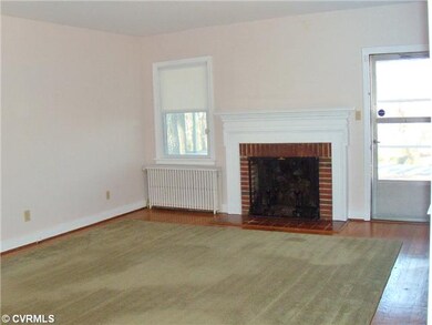 Den/Family/Great Room - Family room with access to