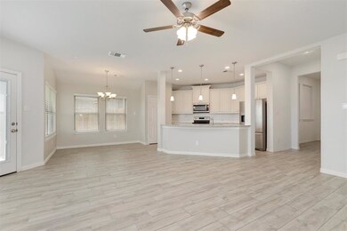 1413 Town Creek Cir, Weatherford, TX 76086 - photo 3